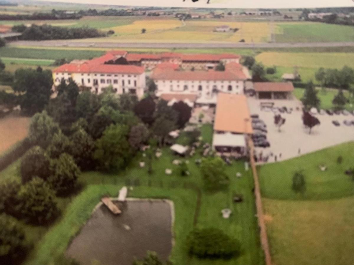 Tenuta Valminier Villanova d'Asti Esterno foto